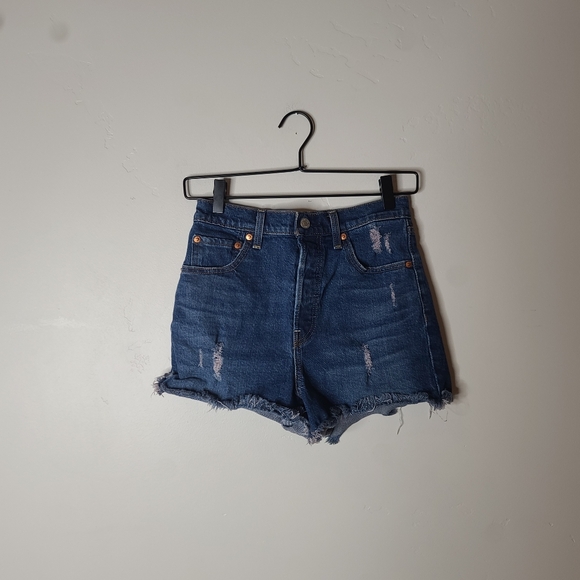 Levi’s Premium Ribcage Shorts Size 26 - Picture 2 of 6